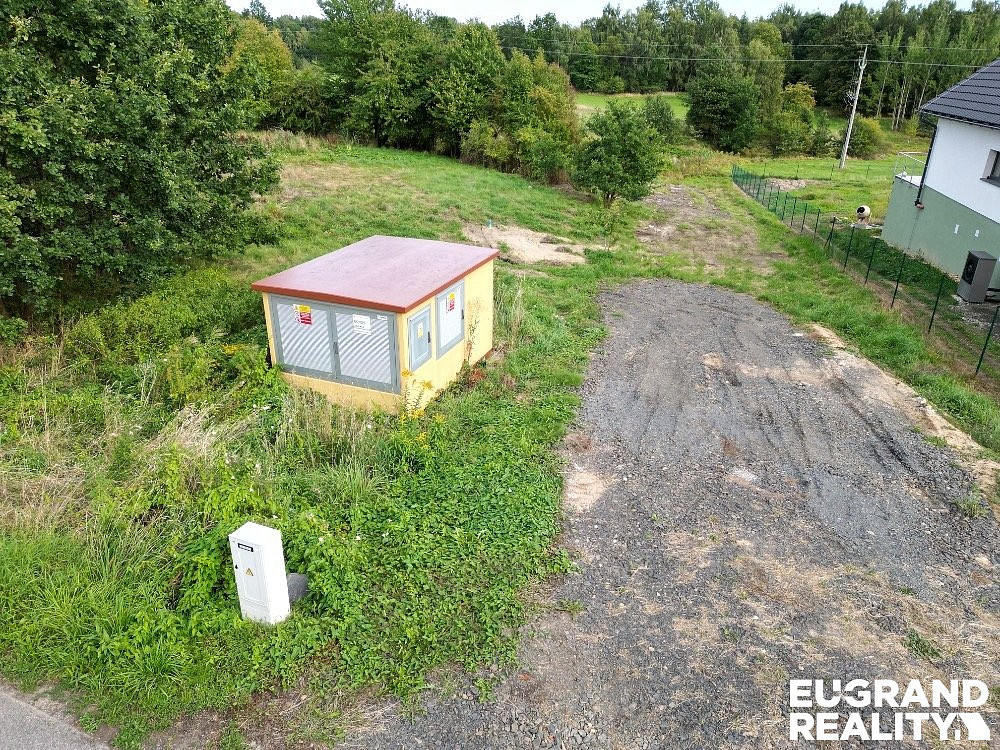 Prodej stavebního pozemku 1 470 m² – fotografie 4