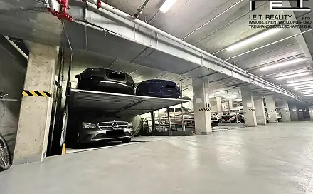 Pronájem garážového stání 10 m2, Brno - Staré Brno, Leitnerova, Brno - Staré Brno