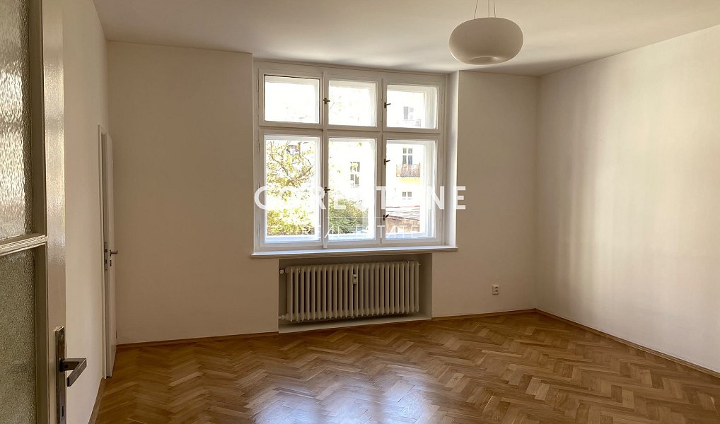Prodej bytu 1+1 35 m², Praha – náhled fotky 3