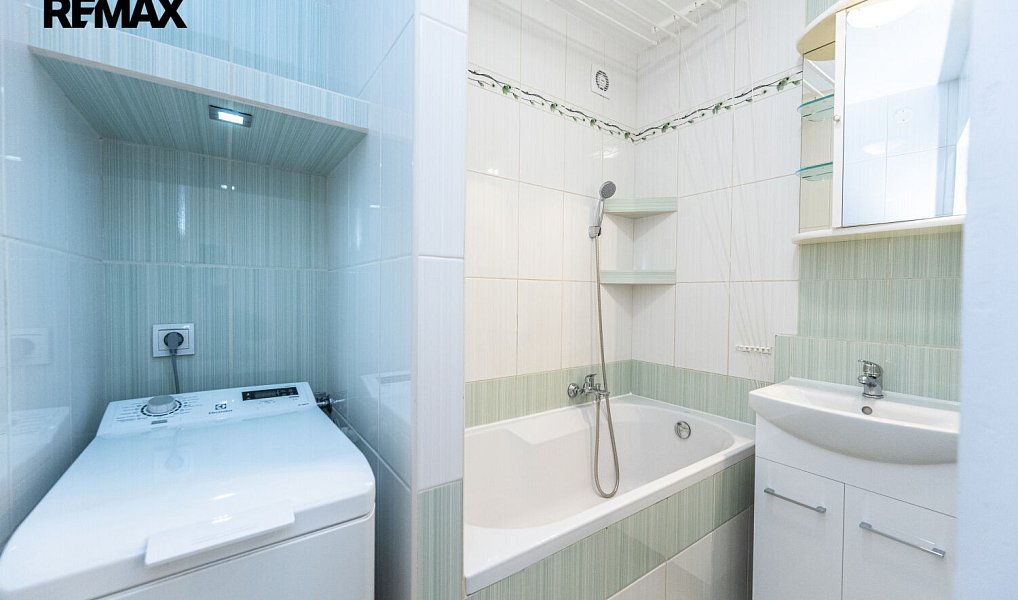 Pronájem bytu 2+kk 44 m², Praha – náhled fotky 3
