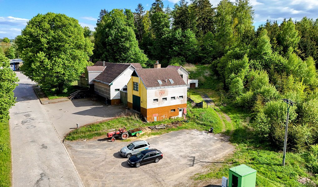 Prodej obchodních prostor 1 284 m², Skuhrov – náhled fotky 8