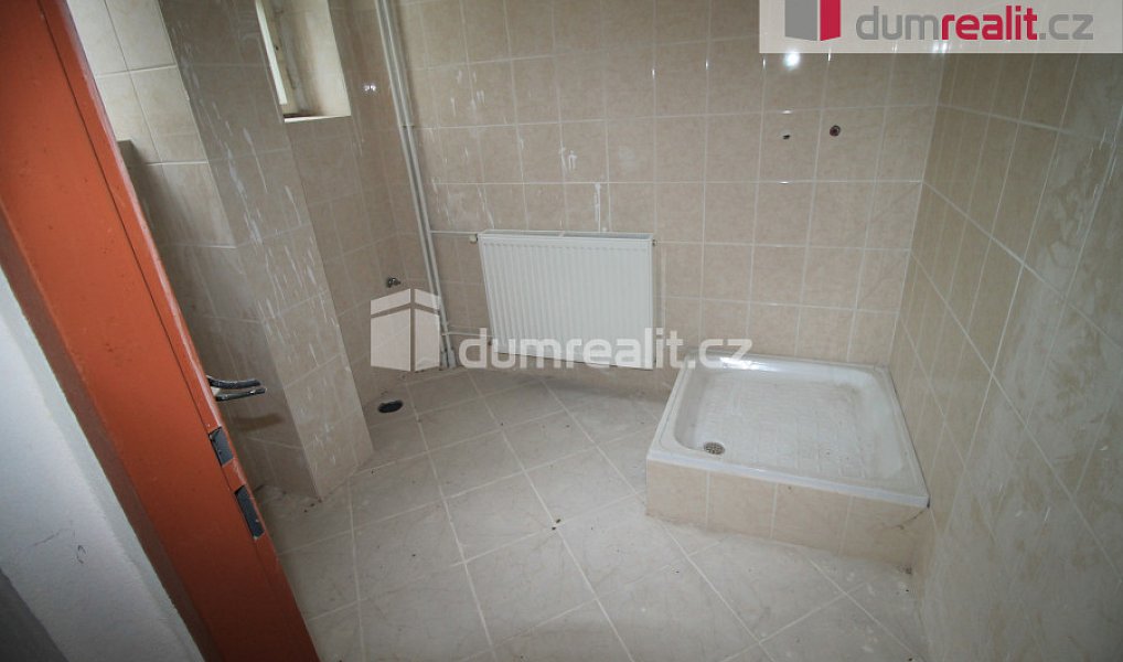 Prodej ubytovacího objektu 2 000 m², Aš – náhled fotky 18