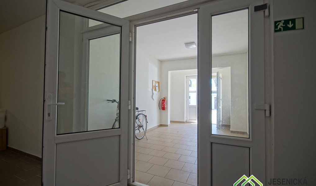 Prodej bytu 2+kk 47 m², Mikulovice – náhled fotky 13