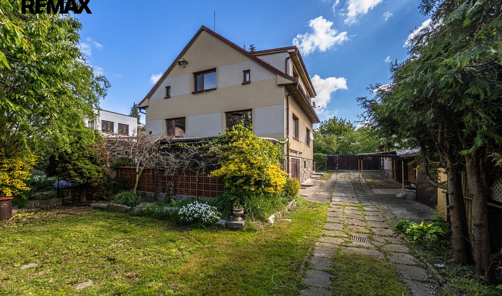 Prodej domu 182 m² s pozemkem 957 m², Kamenice – náhled fotky 3