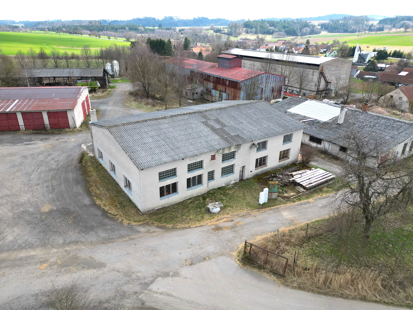 Prodej výrobních prostor 300 m² — photo 3