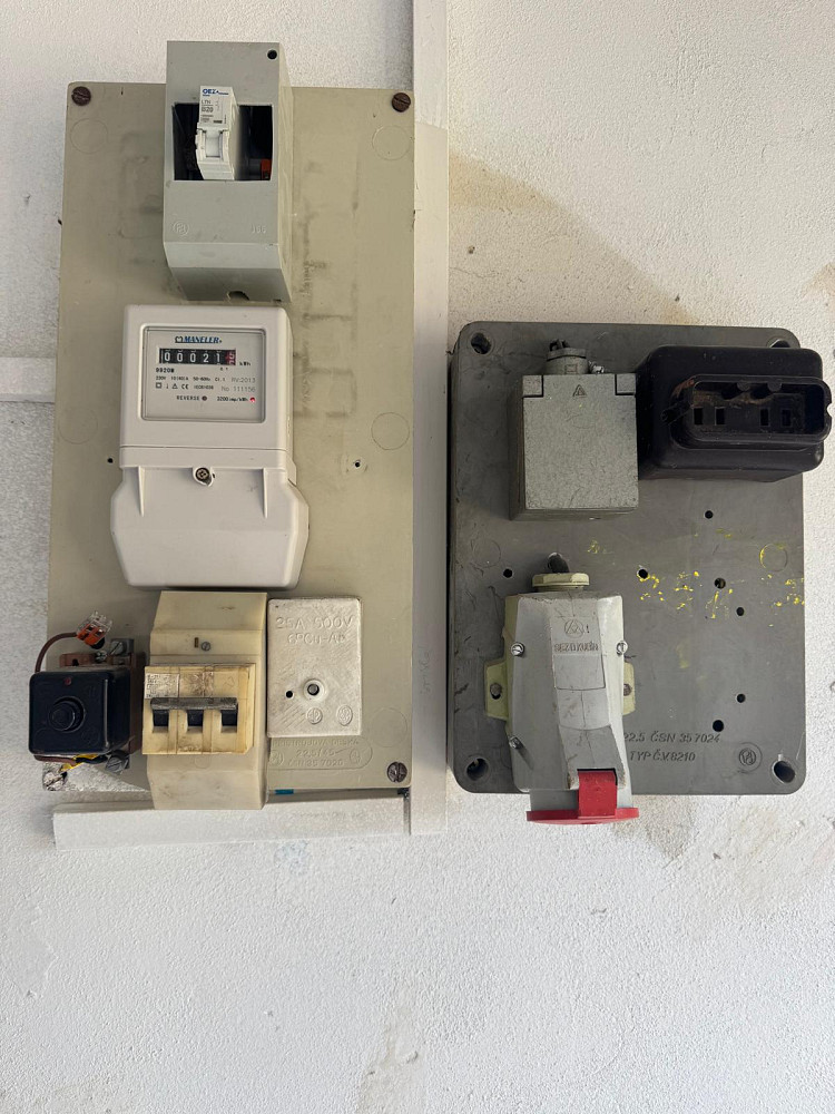 Prodej zděné garáže 19 m² zlín ulice broučkova — photo 4