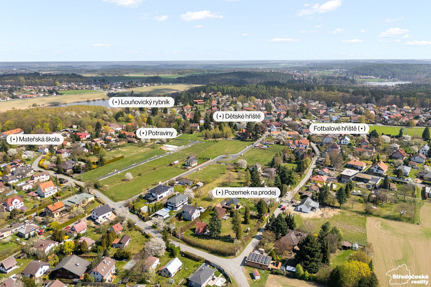 Prodej stavebního pozemku 3 004 m² – fotografie 2