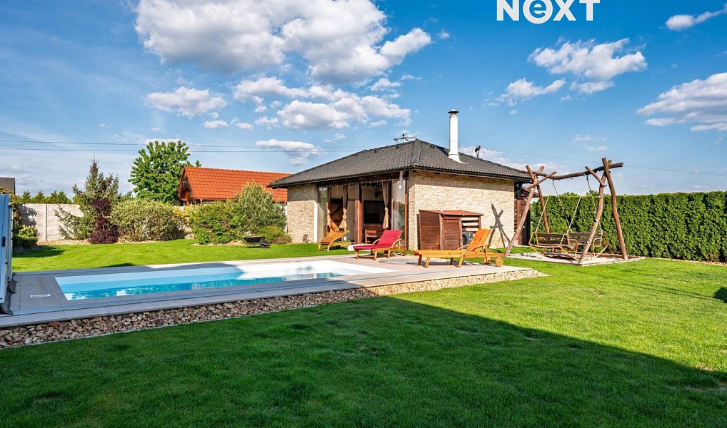 Prodej domu 188 m² s pozemkem 1 936 m², Kněžmost – náhled fotky 9