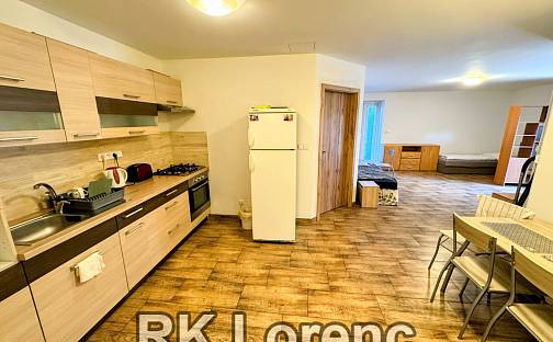 Pronájem bytu 2+kk 28 m², Masarykova, Modřice, okres Brno-venkov