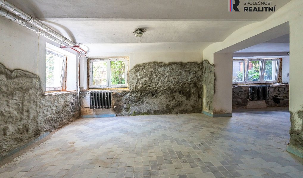 Prodej domu 420 m² s pozemkem 1 238 m², Jevišovice – náhled fotky 23