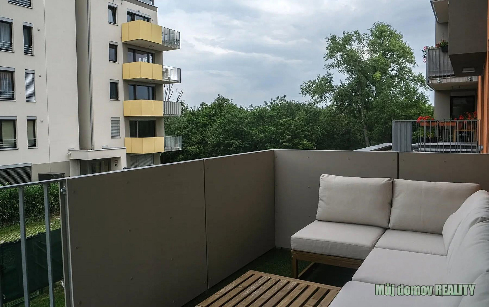 Pronájem bytu 3+kk 86 m² — photo 3