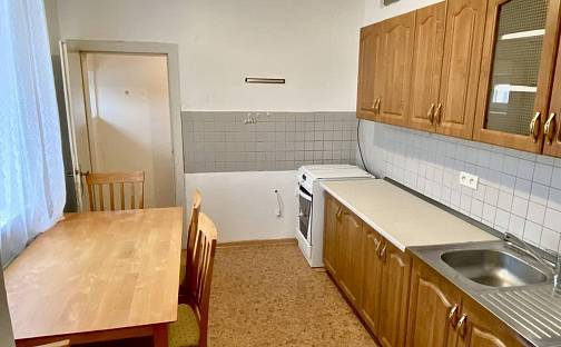 Pronájem bytu 3+1 96 m², Těšínská, Opava - Předměstí