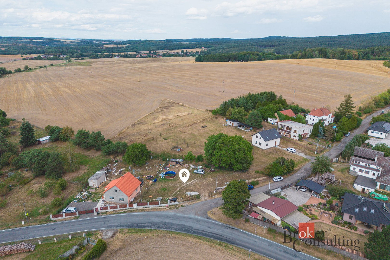 Prodej stavebního pozemku 906 m² – fotografie 3