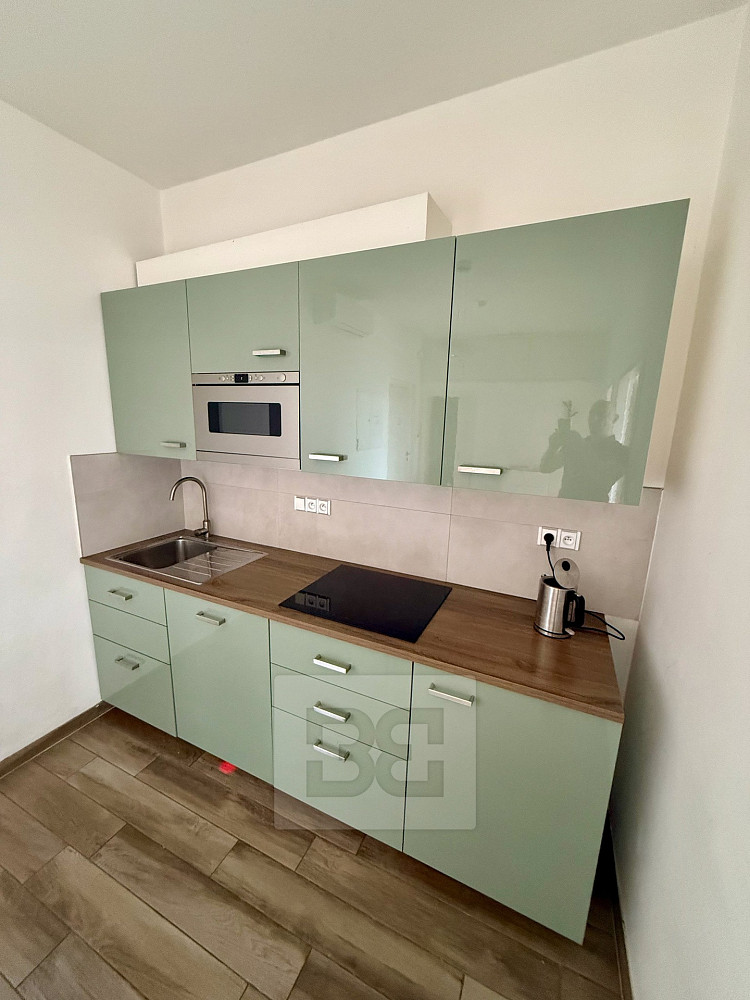 Pronájem bytu 2+1 58 m² – fotografie 2