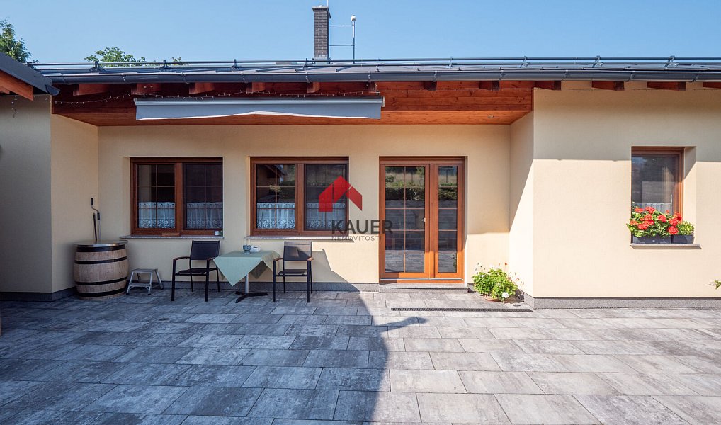 Prodej domu 345 m² s pozemkem 1 575 m², Dolní Lhota – náhled fotky 9