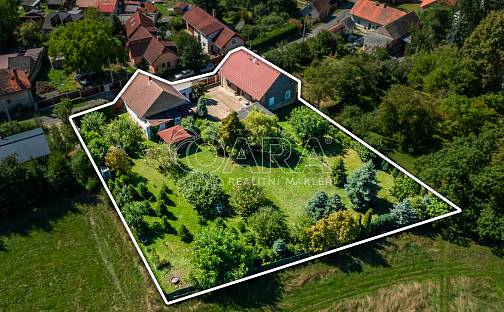 Prodej domu 180 m² s pozemkem 2 065 m², Velký Chlumec, okres Beroun