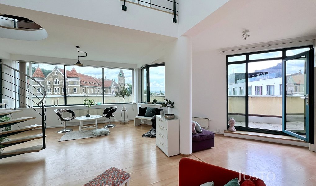 Pronájem bytu 2+1 100 m², Praha – náhled fotky 15