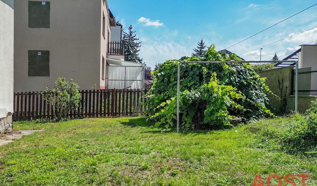 Prodej stavebního pozemku 406 m², Praha – náhled fotky 3