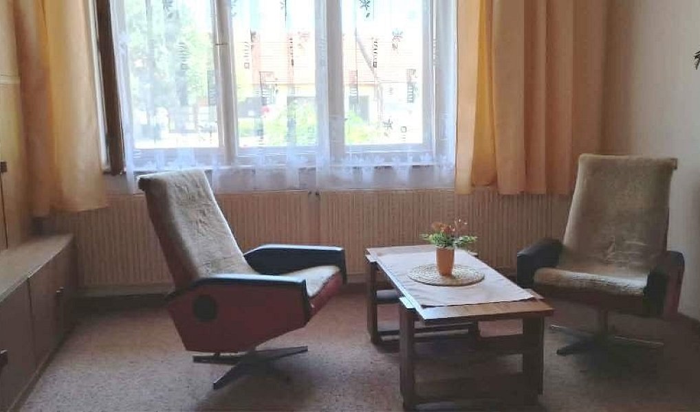 Prodej domu 350 m² s pozemkem 1 963 m², Ivaň – náhled fotky 10