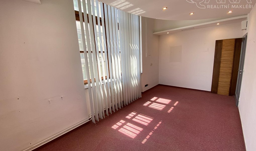 Pronájem kanceláře 111 m², Vyškov – náhled fotky 13