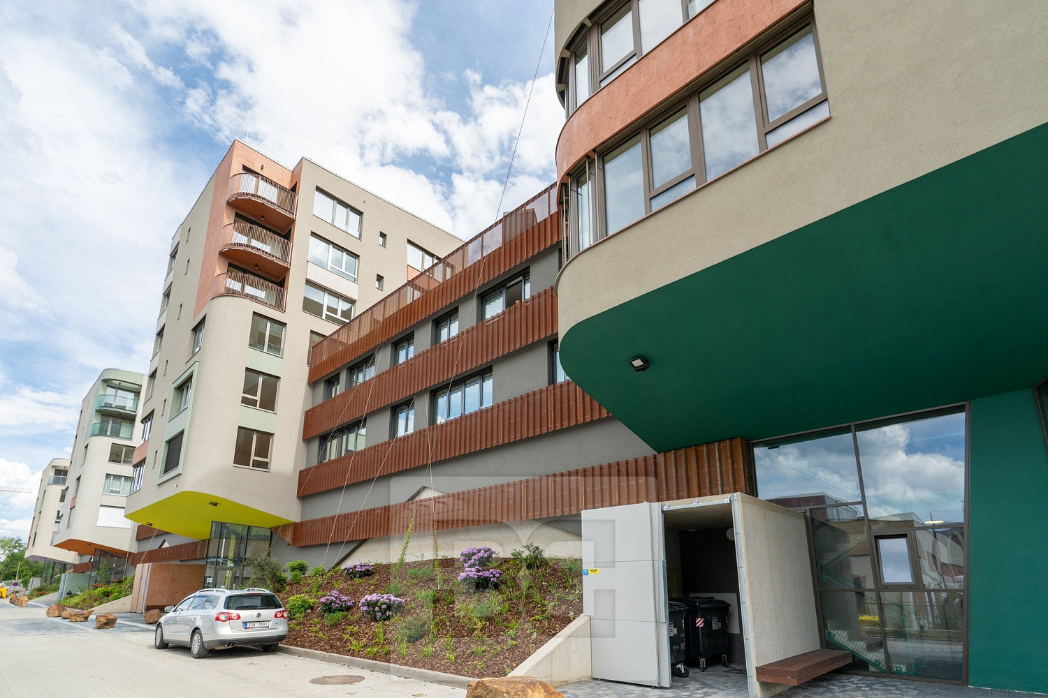 Pronájem bytu 2+kk 55 m2, praha - radlice — photo 4