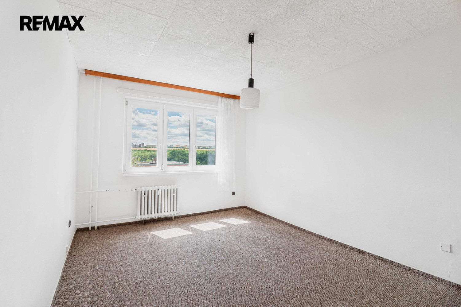 Prodej bytu 2+1 52 m² — photo 2