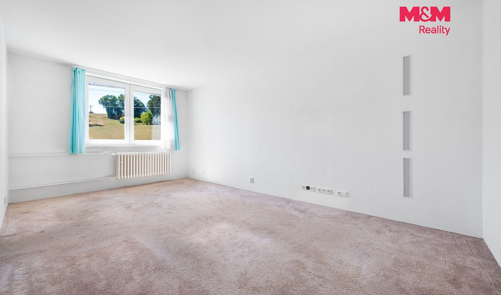 Prodej bytu 4+1 80 m², Jesenice – náhled fotky 4