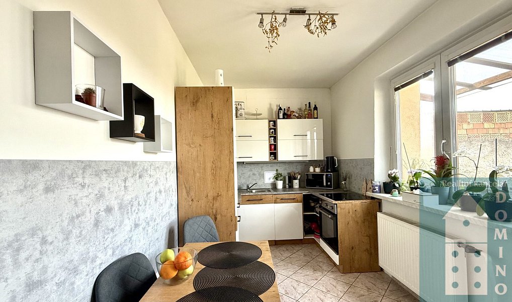 Prodej domu 205 m² s pozemkem 484 m², Rataje – náhled fotky 21