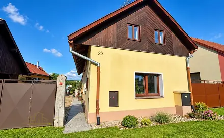 Prodej domu 130 m² s pozemkem 490 m², Rožďalovice - Zámostí, okres Nymburk