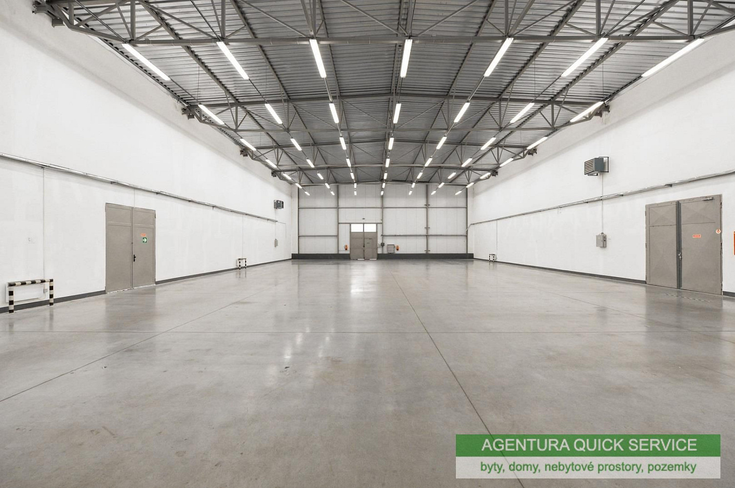 Pronájem skladovacích prostor 1 395 m²