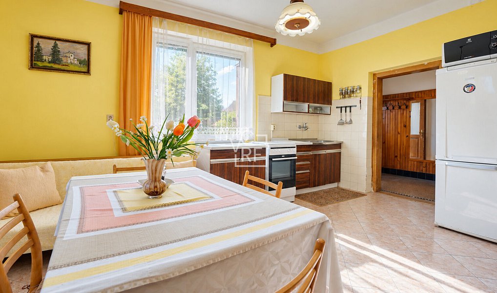 Prodej domu 290 m² s pozemkem 991 m², Nechanice – náhled fotky 5