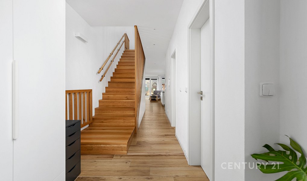 Prodej domu 172 m² s pozemkem 612 m², Hajany – náhled fotky 6