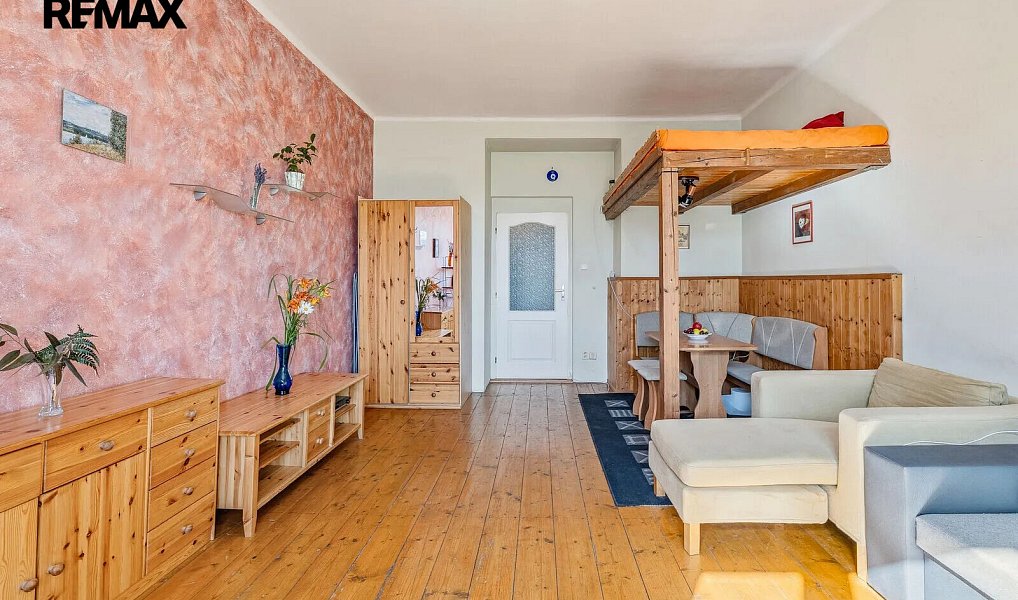 Prodej bytu 1+kk 34 m², Praha – náhled fotky 5