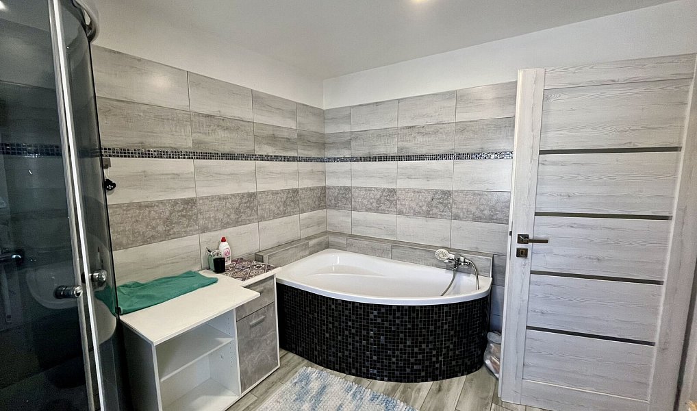 Prodej domu 200 m² s pozemkem 1 192 m², Valašská Bystřice – náhled fotky 13