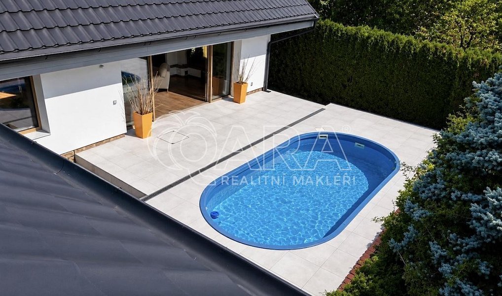 Prodej domu 285 m² s pozemkem 730 m², Březová-Oleško – náhled fotky 24