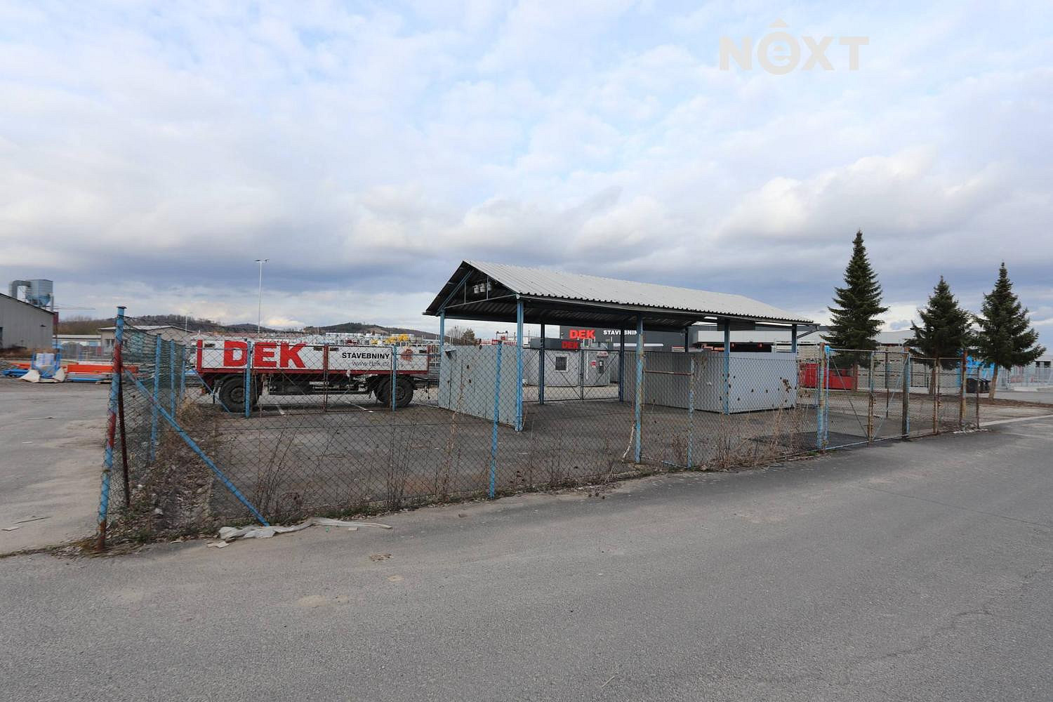Pronájem komerčního objektu (jiného typu) 280 m² — photo 3