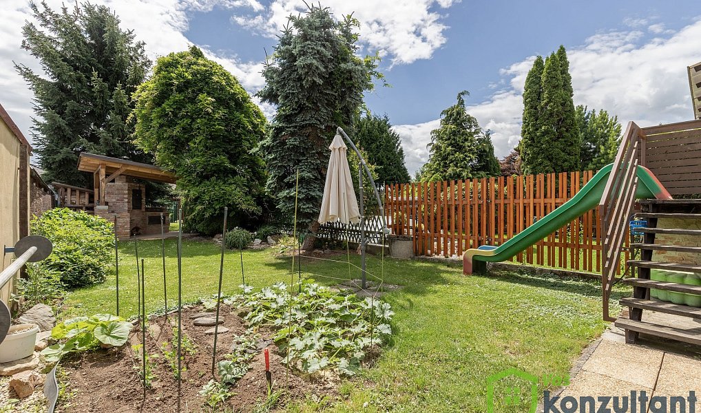 Prodej domu 220 m² s pozemkem 360 m², Bedihošť – náhled fotky 24
