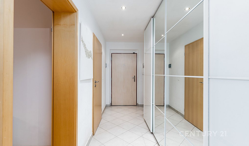 Prodej bytu 2+kk 65 m², Praha – náhled fotky 14