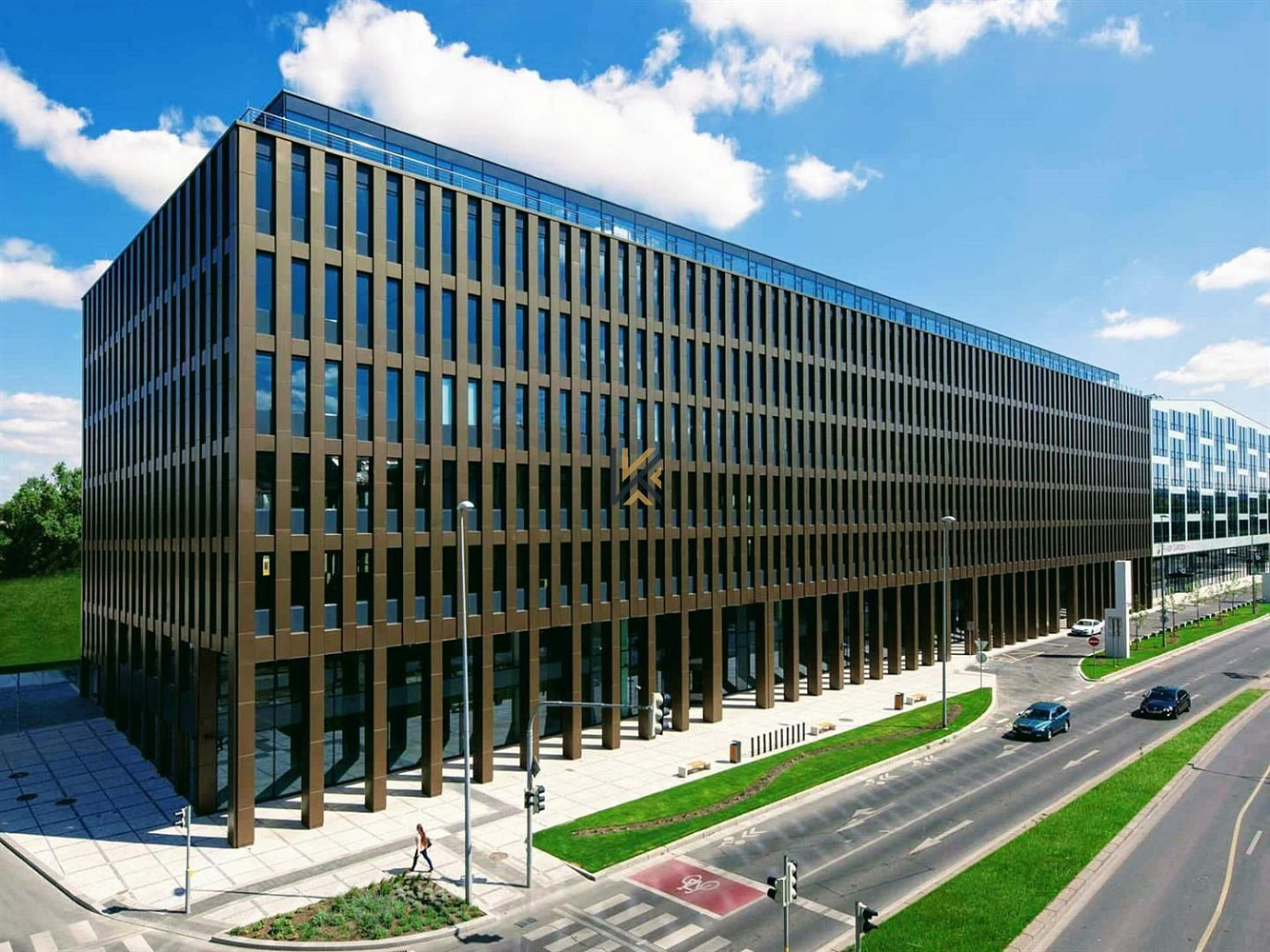 Pronájem kanceláře 342 m²