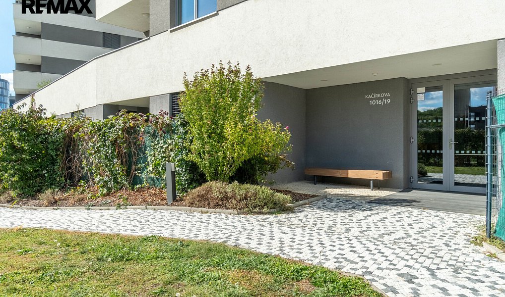Prodej bytu 2+kk 60 m², Praha – náhled fotky 18
