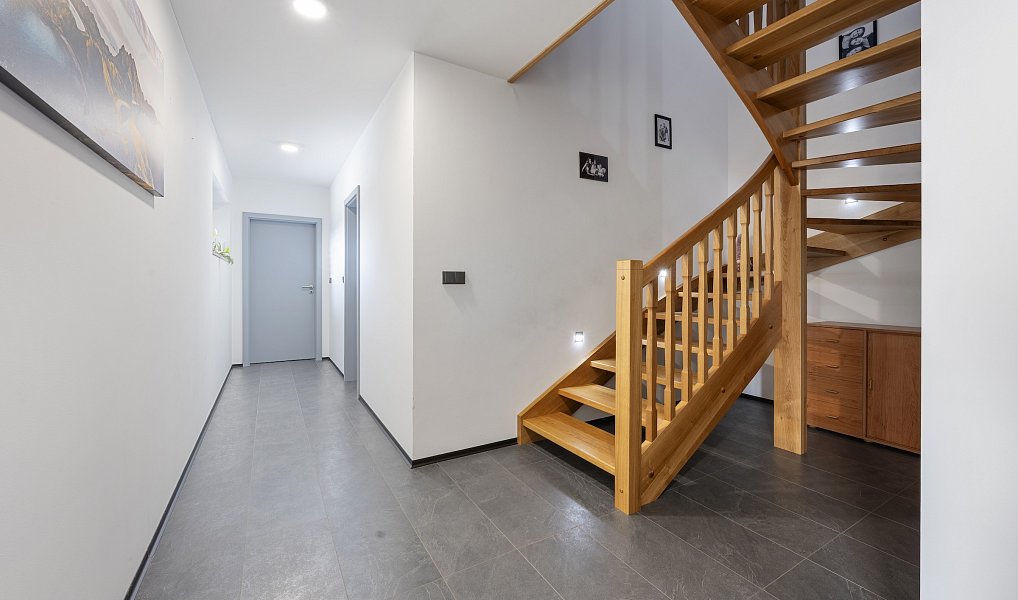 Prodej domu 225 m² s pozemkem 803 m², Letovice – náhled fotky 15