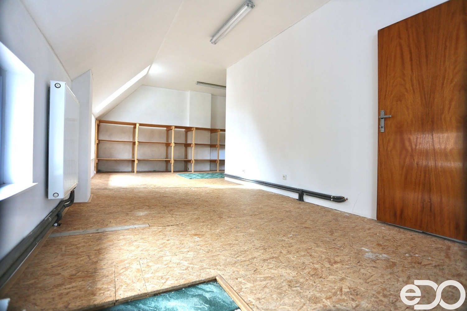Pronájem kanceláře 300 m² – fotografie 4