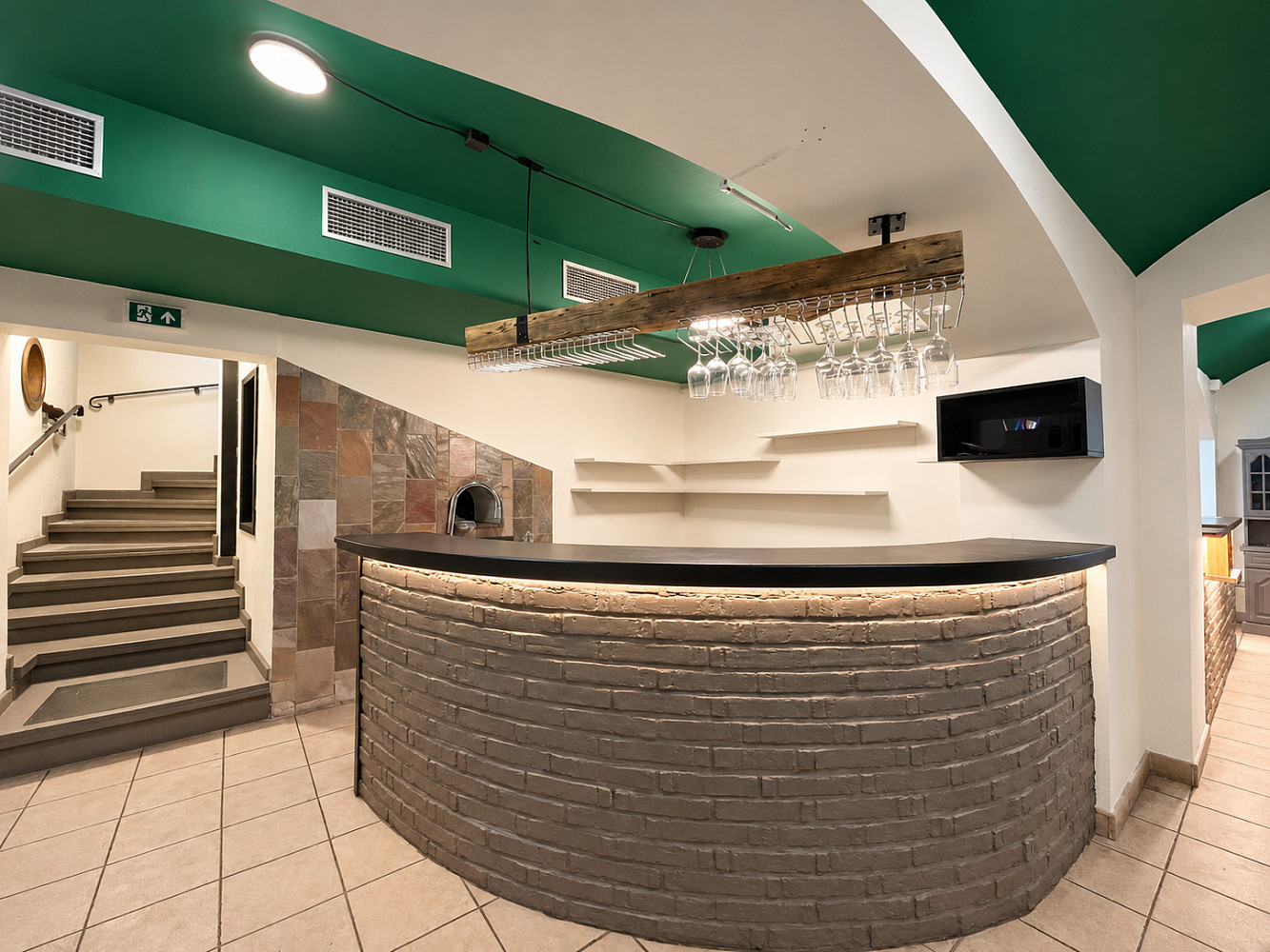 Pronájem restaurace 297 m² – fotografie 2