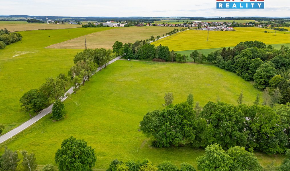 Prodej pole 19 767 m², Slapy – náhled fotky 10