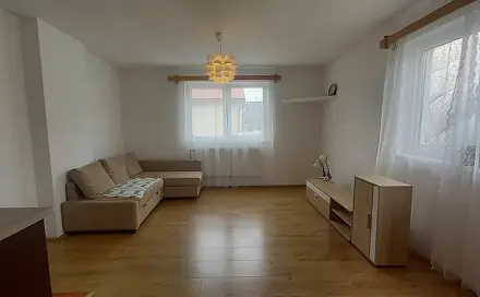 Pronájem bytu 1+kk 35 m², Javorová, Buštěhrad, okres Kladno