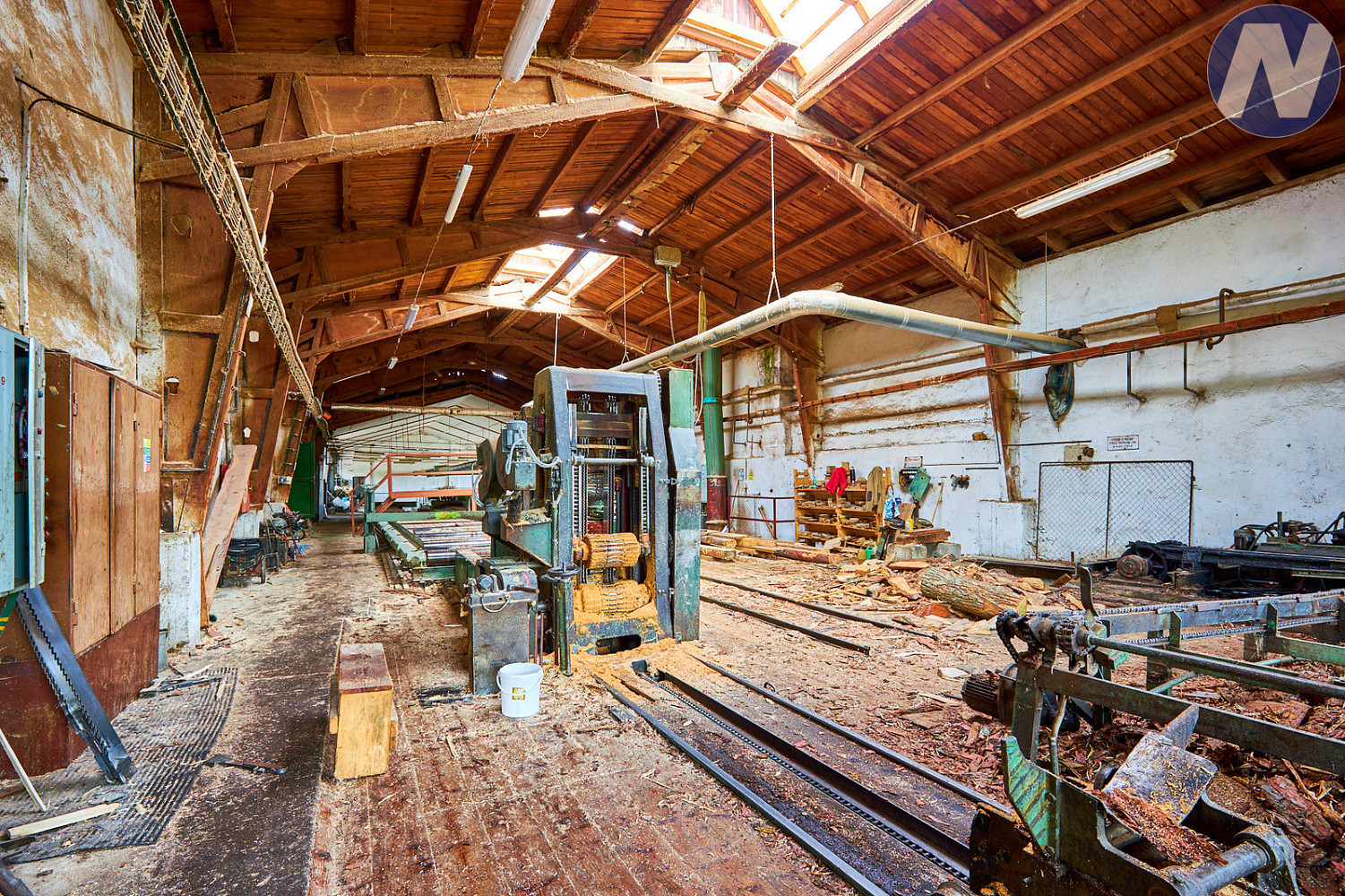 Prodej výrobních prostor 1 956 m² – fotografie 2