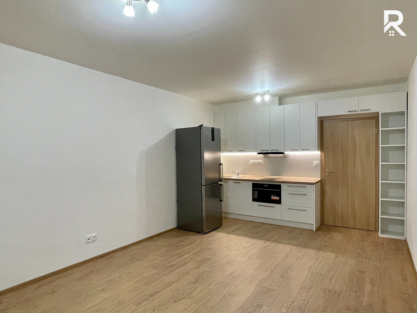 Pronájem bytu 1+kk 27 m²
