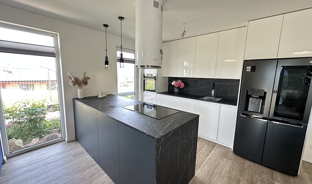 Prodej domu 109 m² s pozemkem 1 082 m², Chvaletice – náhled fotky 3