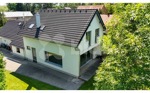 Prodej domu 126 m² s pozemkem 413 m², Na rybníčku, Líbeznice, okres Praha-východ