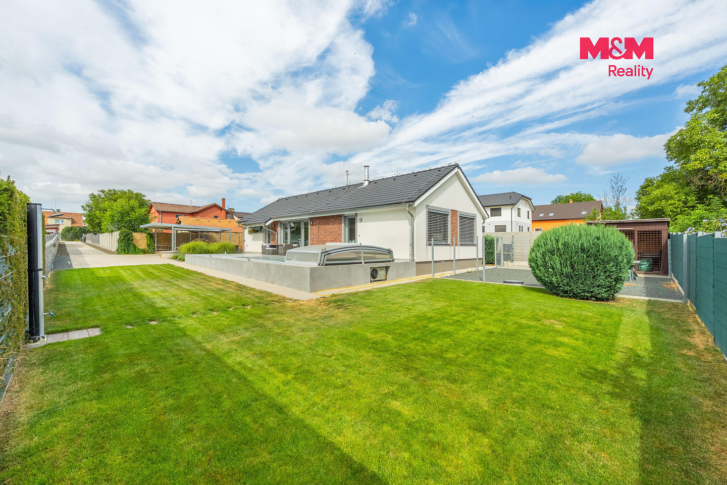Prodej domu 102 m² s pozemkem 1 037 m² – fotografie 2